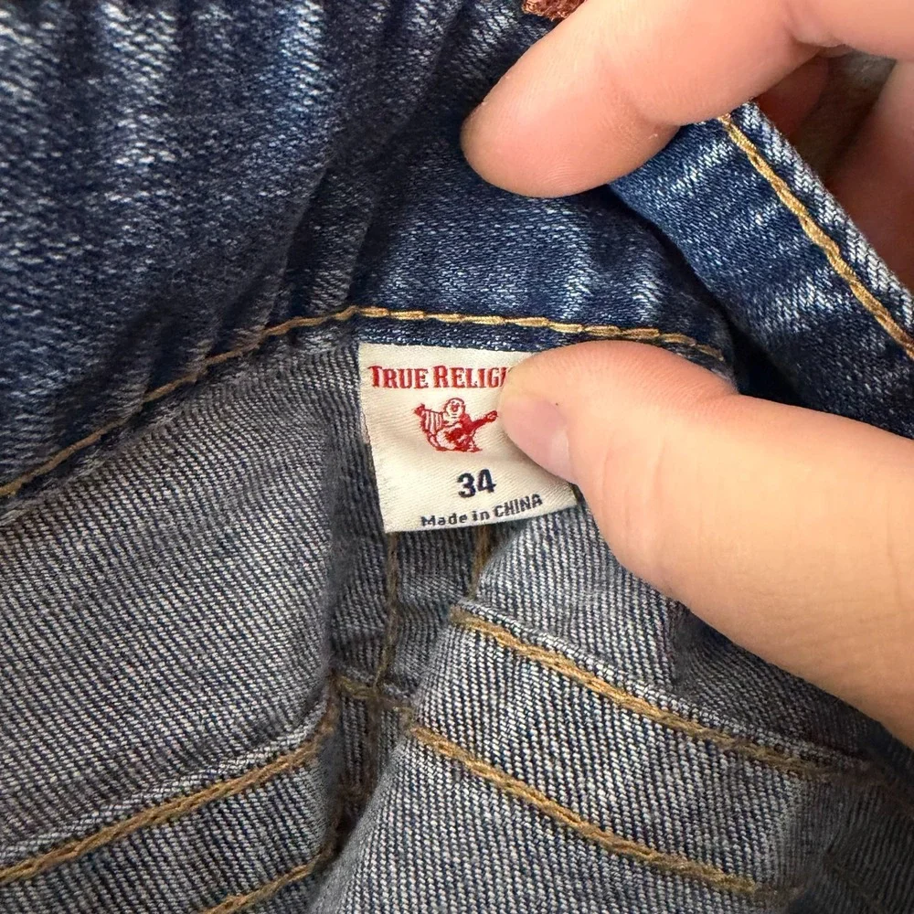 True Religion Men's Rocco Relaxed Skinny  Jeans Size 34x32 Blue jeans Flaps